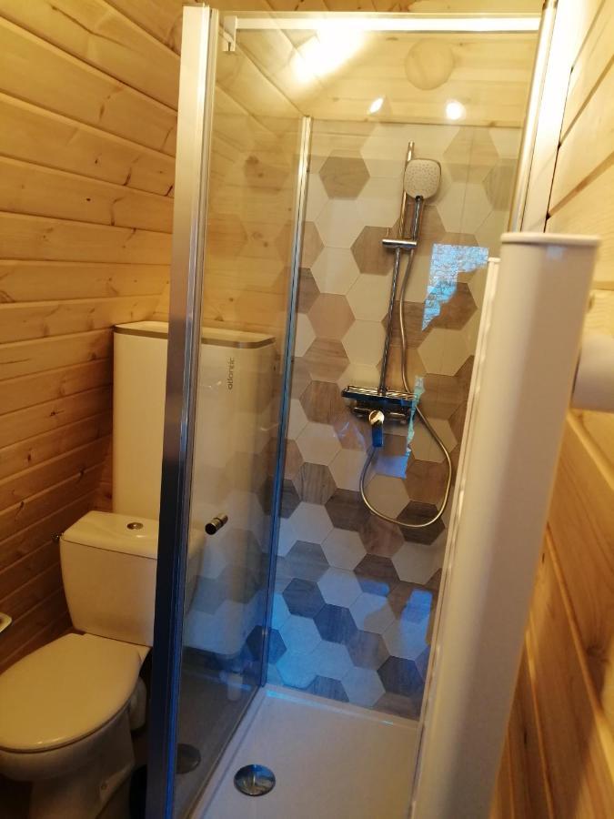 Le Domaine De Pivette Chambre Climatisee Et Insolite Avec Terrasse Privative Avranches Exterior foto